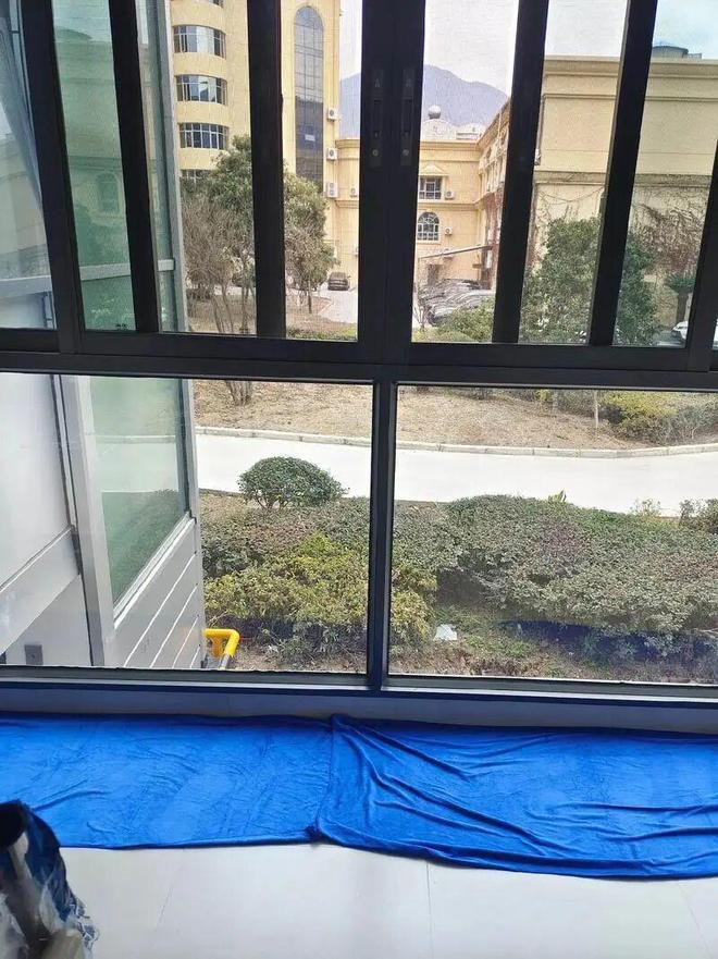 层的2楼不好住也卖不掉沦为不动产咋办EVO视讯真人有一种痛苦叫买了架空(图13)